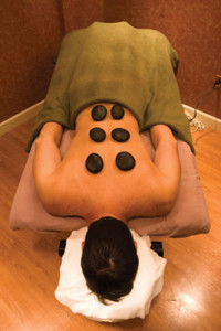 Prolift Europa: stone massage.